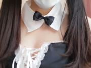 一個超級可愛的女生美腿挑逗